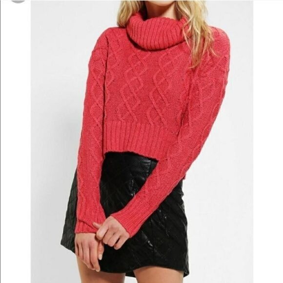 Urban Outfitters UO Pins and Needles Red Cable Knit Cropped Chunky Sweater L - Picture 1 of 7